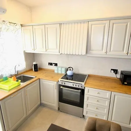 Gzira 3 Bedroom Apartment Exterior photo
