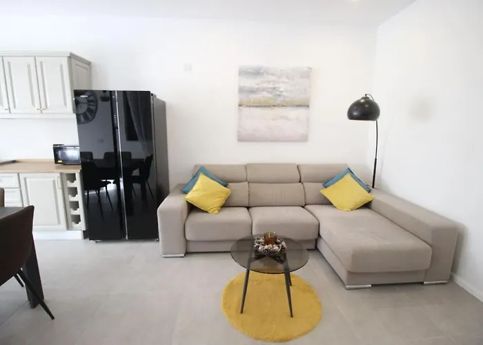 Gzira 3 Bedroom Apartment